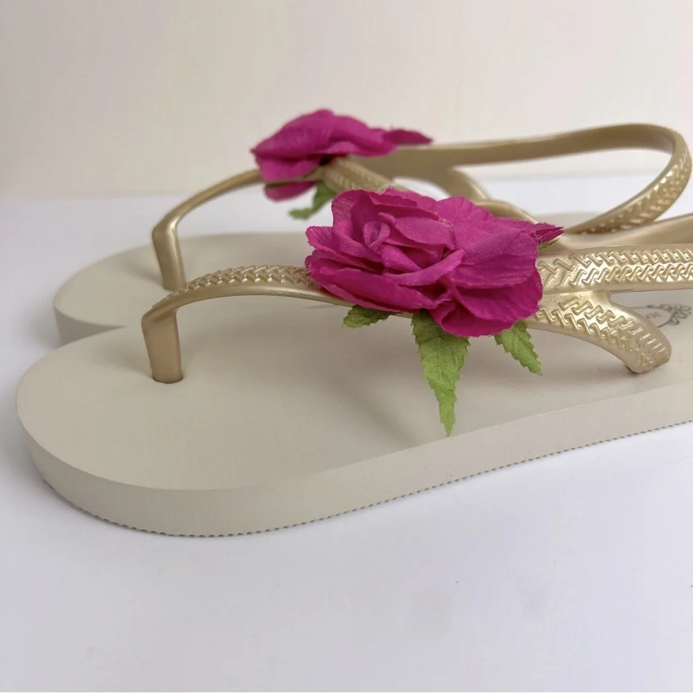Joyfolie | Pink Flower Embellished Gold Cassia Sandal Fit Flop | Girls 3 / 4